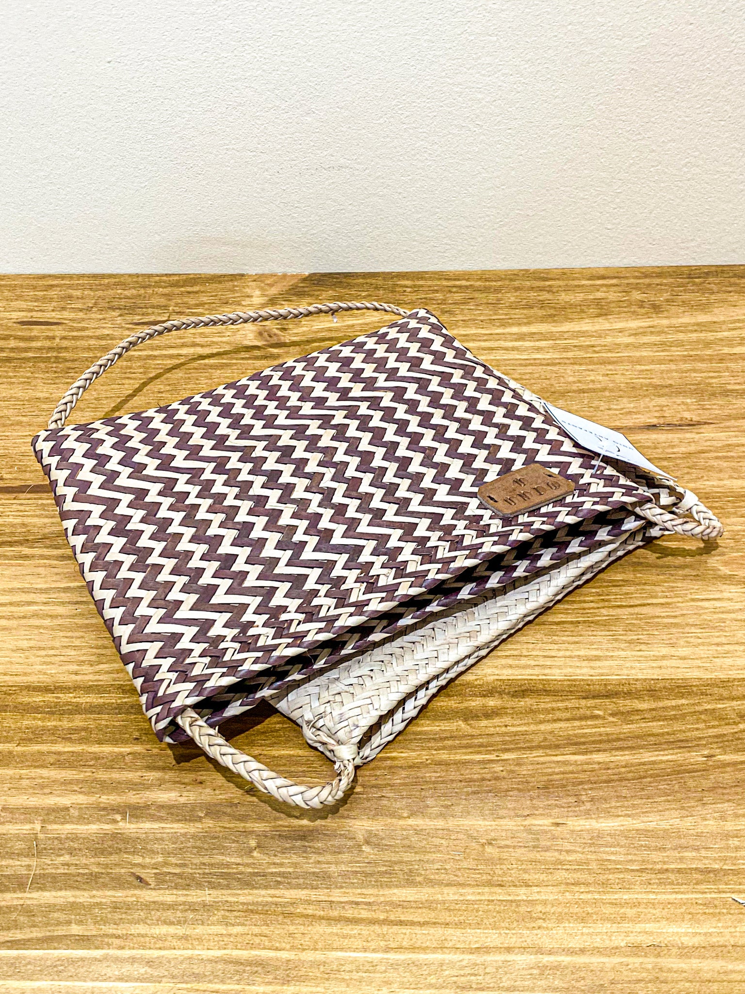 Handwoven Shoulder Bags from Mozambique - S Red