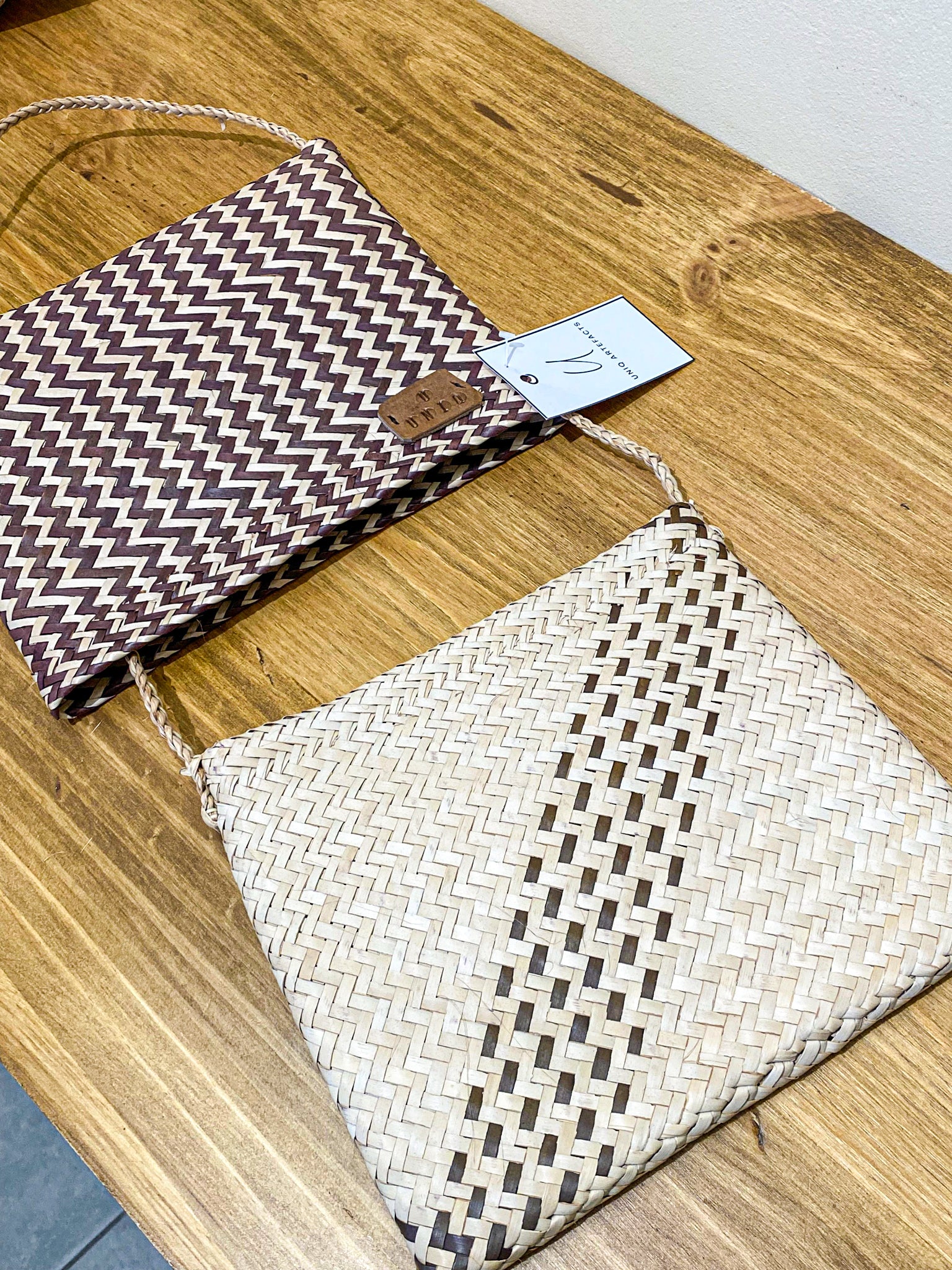 Handwoven Shoulder Bags from Mozambique - S Red