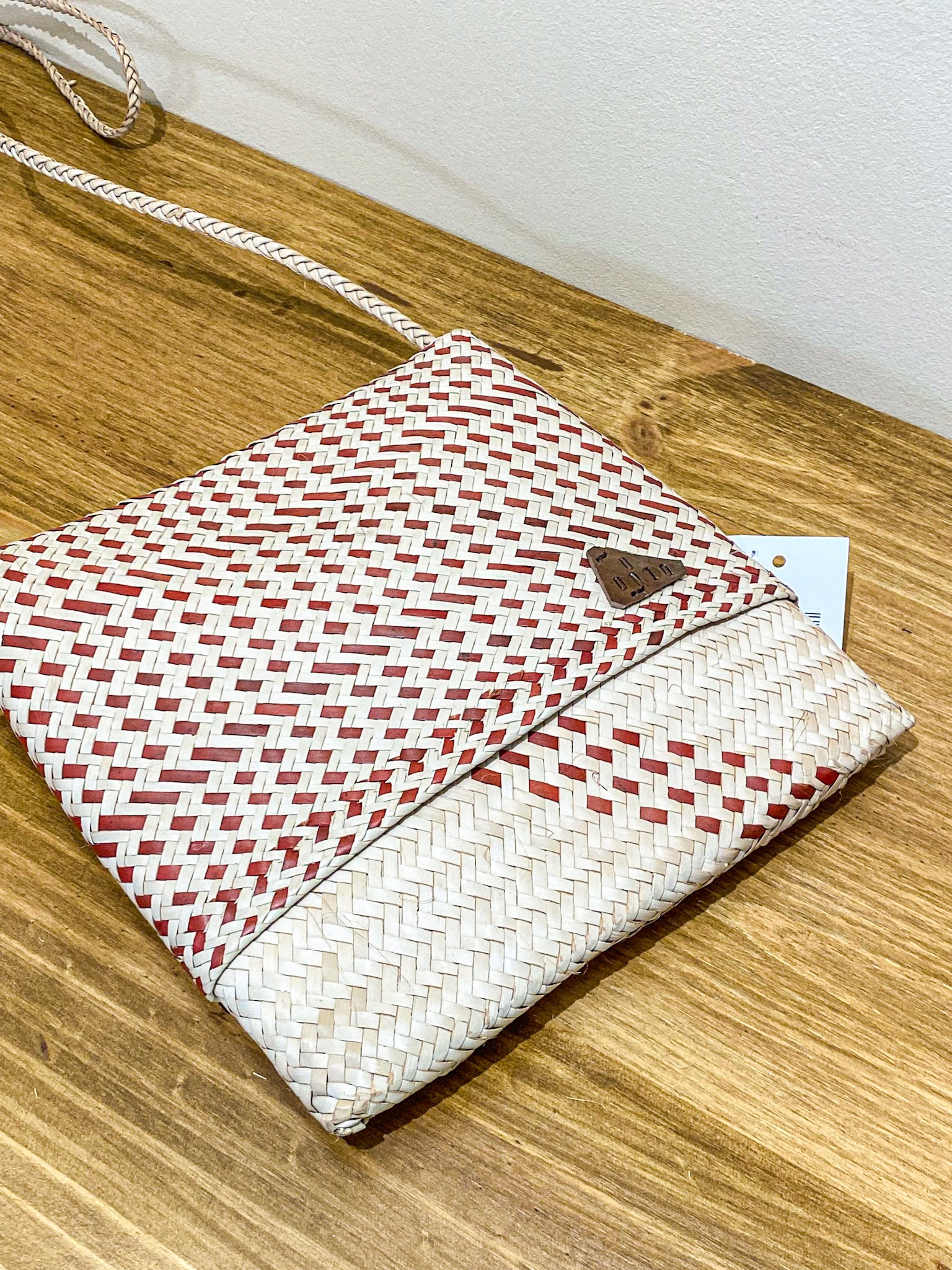 Handwoven Shoulder Bags from Mozambique -S Red