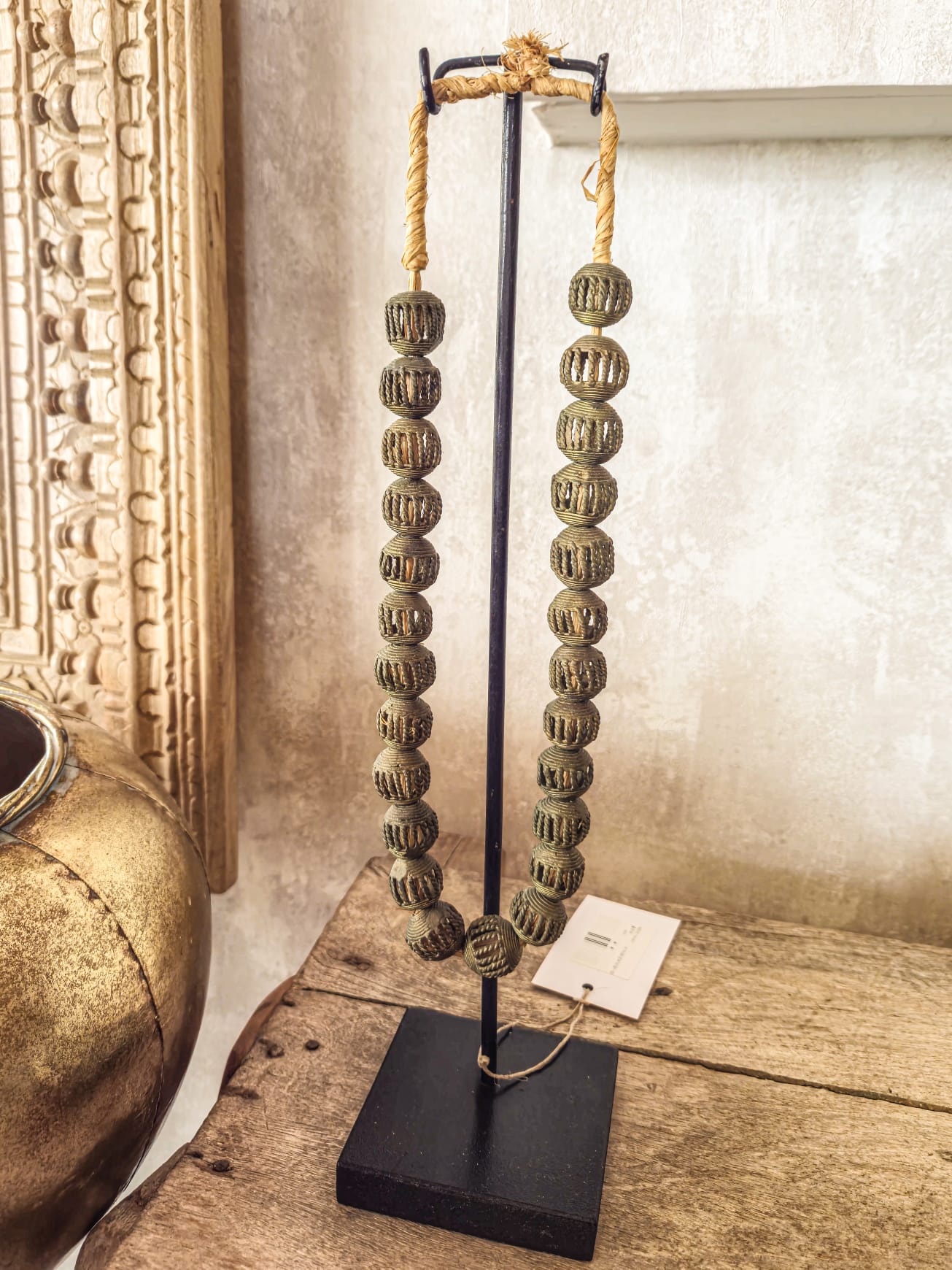 Metal bead necklace - M